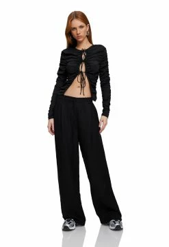 Lioness US Shopify LA QUINTA PANT - BLACK 6 Lioness US Shopify LA QUINTA PANT - BLACK -Lioness Sales Shop 07 07 22 LIONESS eComm ReShoots Serena RESHOOTS 1116