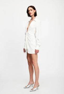 Lioness US Shopify VALENCIA PLUNGE DRESS - SNOW 6 Lioness US Shopify VALENCIA PLUNGE DRESS - SNOW -Lioness Sales Shop 07 12 22 LIONESS JAN Kristel JAN 1179