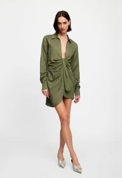 Lioness US Shopify VALENCIA PLUNGE DRESS - KHAKI -Lioness Sales Shop 07 12 22 LIONESS JAN Kristel JAN 1181