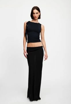 Lioness US Shopify DEVON MAXI SKIRT - LICORICE -Lioness Sales Shop 07 12 22 LIONESS JAN Kristel JAN 1322 51e9ffa0 4afb 44e9 b365 2857abda247f
