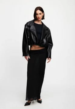 Lioness US Shopify STATEN ISLAND JACKET - BLACK 9 Lioness US Shopify STATEN ISLAND JACKET - BLACK -Lioness Sales Shop 07 12 22 LIONESS JAN Kristel JAN 1365