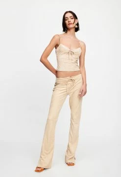 Lioness US Shopify DOWN FOR YOU SUEDE PANT - CAMEL -Lioness Sales Shop 07 12 22 LIONESS JAN Kristel JAN 288