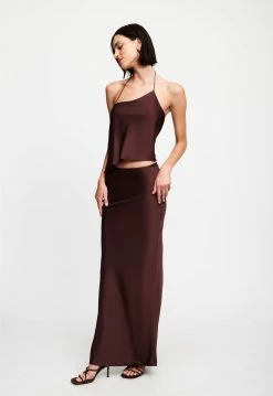 Lioness US Shopify HUDSON SATIN MAXI SKIRT - GARNET -Lioness Sales Shop 07 12 22 LIONESS JAN Kristel JAN 921 46d9b5eb 578d 4f2d b189 1499eeb25c0b