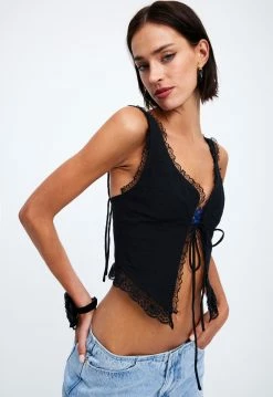 Lioness US Shopify RESURGENCE CAMI - ONYX