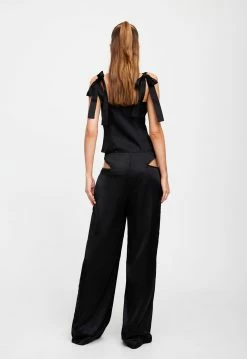 Lioness US Shopify THE PIA MANCE X LIONESS EDIT - CANYON PANT -Lioness Sales Shop 25 01 23 LIONESS ReShoots Serena RESHOOTS 682