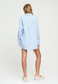 Lioness US Shopify BOYFRIEND SHORTS - BLUE -Lioness Sales Shop LT88 571 LB88 375BLUE8copy 765f0da5 e225 4fa4 8e05 a67668187a41 scaled