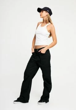 Lioness US Shopify MIAMI VICE PANT - MOSS -Lioness Sales Shop LT88 657 1WHITE LB88 381 1MOSS7
