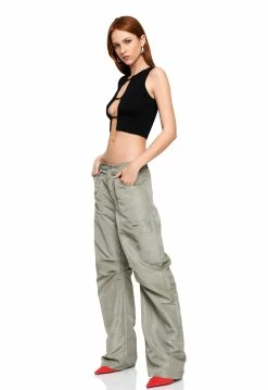 Lioness US Shopify RESURGANCE CROP - BLACK -Lioness Sales Shop LT88 742BLACK LB88 381 10SAGE5