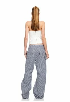 Lioness US Shopify MIAMI VICE PANT - NAVY PINSTRIPE -Lioness Sales Shop LT88 763SNOW LB88 381 5NAVYPINSTRIPE9 5941b3e7 c485 482e 9cf5 3e615f8ea0e8