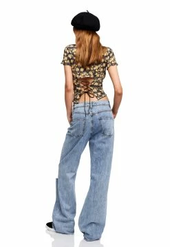 Lioness US Shopify SAINT TIE TEE - VINTAGE FLORAL -Lioness Sales Shop LT88 791 1 VINTAGE FLORAL LB88 499 DUKE BLUE 10
