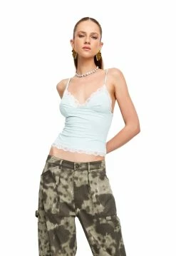Lioness US Shopify DOS FITTED CAMI - BABY BLUE -Lioness Sales Shop LT88 811 BABY BLUE LB88 381 19 CAMO 16